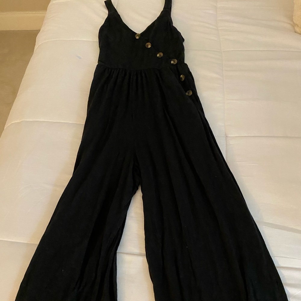 AMERICAN EAGLE BLACK JUMPSUIT